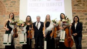 -	Oda Müziği Festivali'nde Nemeth Quartet Rüzgarı