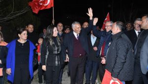 Parti ayrımı gözetmeden hizmette 10 yıl