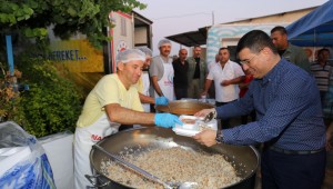 Kepez Belediyesi'nden Muharrem iftarı