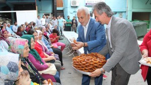 Feke'de çifte kurban kesildi, şükür duaları edildi