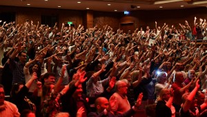 İzmir yeni yıla müzikle merhaba diyor