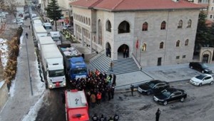 NEVŞEHİR BELEDİYESİ TARAFINDAN DEPREM BÖLGESİNE 9 TIR YARDIM MALZEMESİ GÖNDERİLDİ