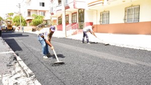 TOROSLAR'DA ASFALT ATAĞI SÜRÜYOR