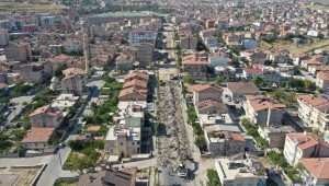 YUNUS EMRE CADDESİ MODERN ALTYAPIYA KAVUŞUYOR