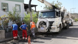 YAĞMUR SUYU HATLARI, MENFEZ VE MAZGALLAR TEMİZLENİYOR