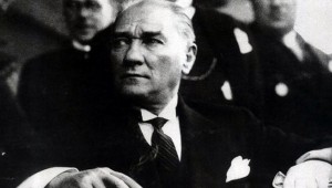 "GAZİ MUSTAFA KEMAL ATATÜRK FİKİR VE ESERLERİYLE ÖLÜMSÜZDÜR"