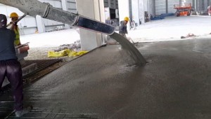 Seferihisar'da inşaatlara beton dökümü durduruldu