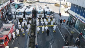 CADDE VE SOKAKLAR 'FOŞUR FOŞUR' YIKANARAK DEZENFEKTE EDİLDİ