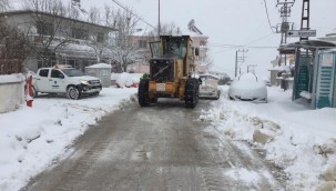 HER YER KARLI YOLLAR AÇIK