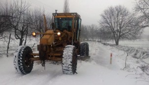 Ödemiş'te yaylalar kar altında, ekipler alarmda 