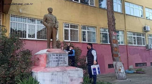 Atatürk büstüne saldıran zanlı yakalandı