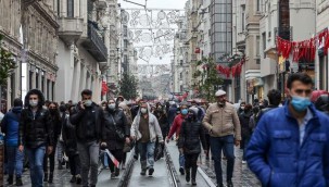 İstiklal Caddesi yoğunluk nedeniyle kapatıldı