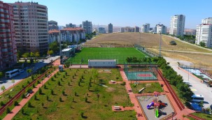 ŞENOL GÜNEŞ FUTBOL SAHASI YENİDEN AÇILDI