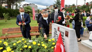 15 TEMMUZ ŞEHİTLERİ DUALARLA ANILDI