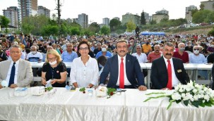 Aşure kardeşlik için kaynadı