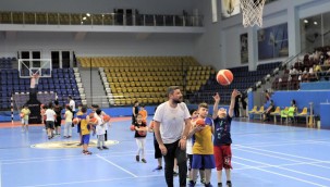 Yenimahalle Spor Akademisi'nde eğitimler tam gaz 