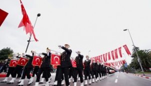 VATAN CADDESİ'NDE 98'NCİ YIL COŞKUSU