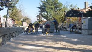 Gülevler ve Vatan mahallelerinde kilit parke taşı çalışması