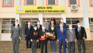 ÜRETEN BİR TOPLUM OLMA YOLUNDA MESLEK LİSELERİ OLMAZSA OLMAZIMIZ