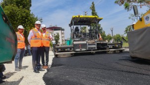 Başkan Abdullah Özyiğit yol yenileme çalışmalarını yerinde inceledi