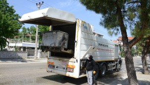 Mahallelerde genel temizlik yapılıyor