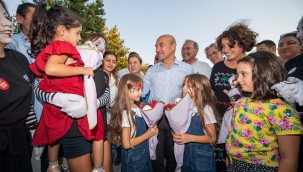 Başkan Soyer Bayındır'daki çiftçi şenliğinde konuştu