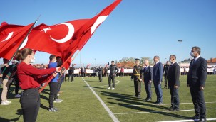 AYVALIK'TA CUMHURİYET'İN DOKSAN DOKUZUNCU YILINA ÖZEL GÖRKEMLİ KUTLAMA