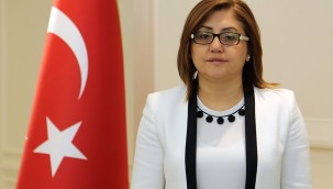 ŞAHİN: "BUGÜN, GAZİ MUSTAFA KEMAL ATATÜRK İÇİN YAS GÜNÜ DEĞİL, FİKİRLERİNE VE GÖSTERDİĞİ HEDEFLERE ULAŞMAK İÇİN BERABER OLMAMIZ GEREKEN BİR GÜNDÜR"