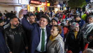 Buca'da kentin kalbinde iftar sofraları kuruldu